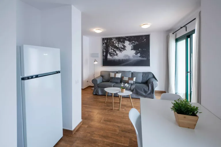 Apartamento Superior de 2 dormitorios con terraza. Apartamentos Los Rosales, Los Cancajos. La Palma, Islas Canarias