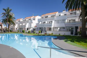 Gardens and Swimming Pool Los Rosales Apartments - Los Cancajos, La Palma. Canary Islands