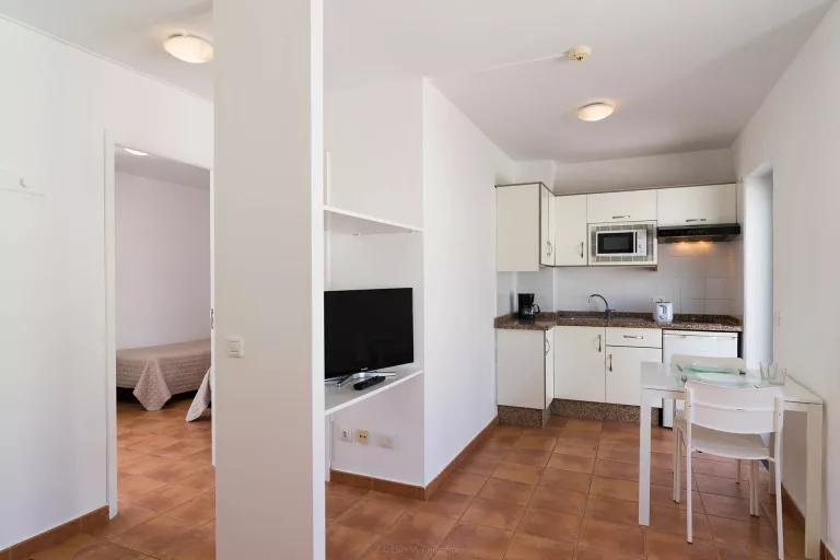 Standard Apartment mit Einem Schlafzimmer und Poolblick. Apartamentos Los Rosales, Los Cancajos. La Palma, Kanarische Inseln.