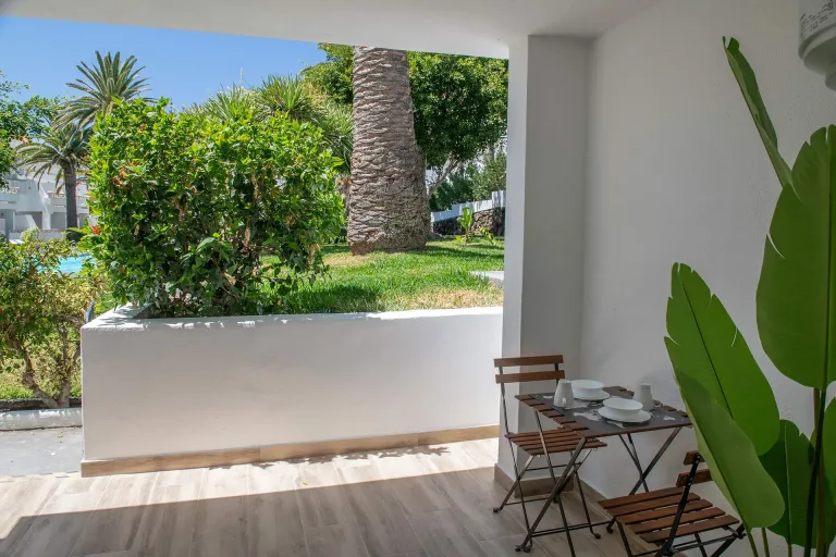 Apartamento estudio con terraza. Apartamentos Los Rosales, Los Cancajos. La Palma, Islas Canarias