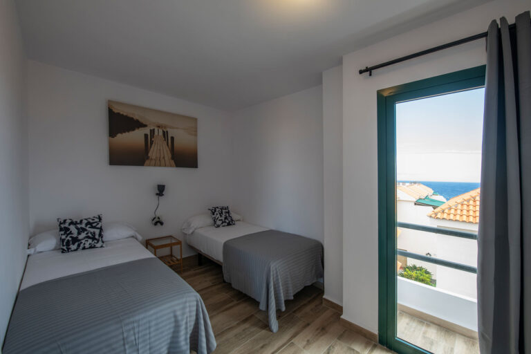 Superior One-Bedroom Apartment with Pool View · Los Rosales Apartments, Los Cancajos. La Palma, Canary Islands.